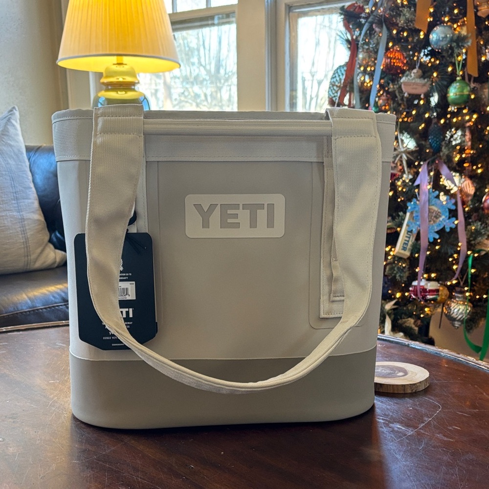 YETI Women's Beige Tote Bag